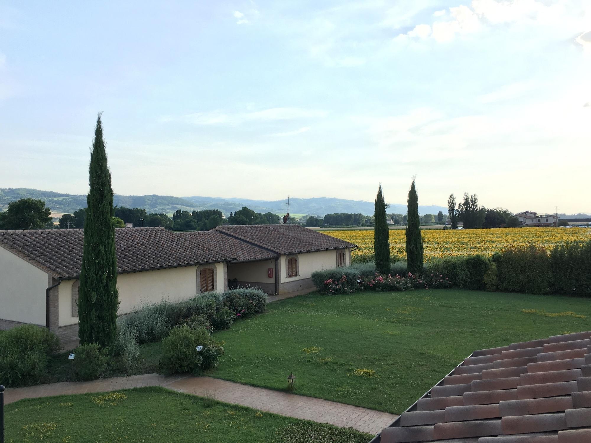 Cannara Agriturismo Le Rondini Di Francesco Di Assisi מראה חיצוני תמונה