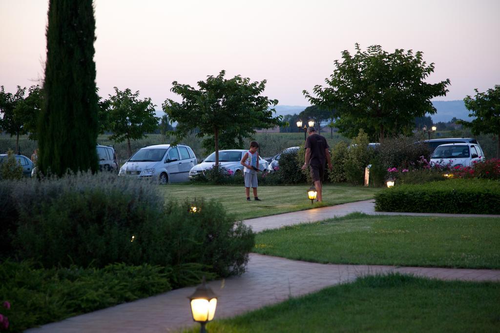 Cannara Agriturismo Le Rondini Di Francesco Di Assisi מראה חיצוני תמונה
